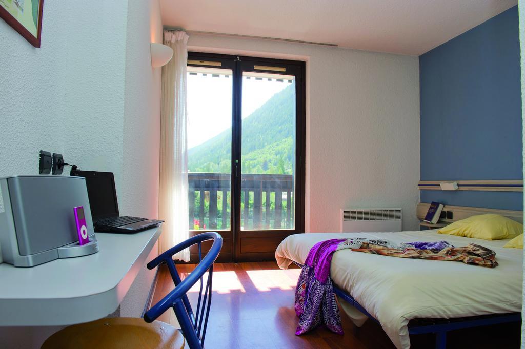 Hotel Vtf Les Econtres Chamonix Mont Blanc Habitación foto